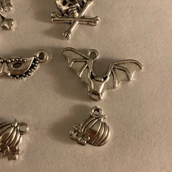 Lot of 6 charms/pendants Halloween theme for jewelry - Picture 2 of 4